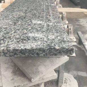 安顺芝麻白楼梯踏步 芙蓉白