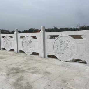 安顺芝麻白河道栏杆 石材栏杆