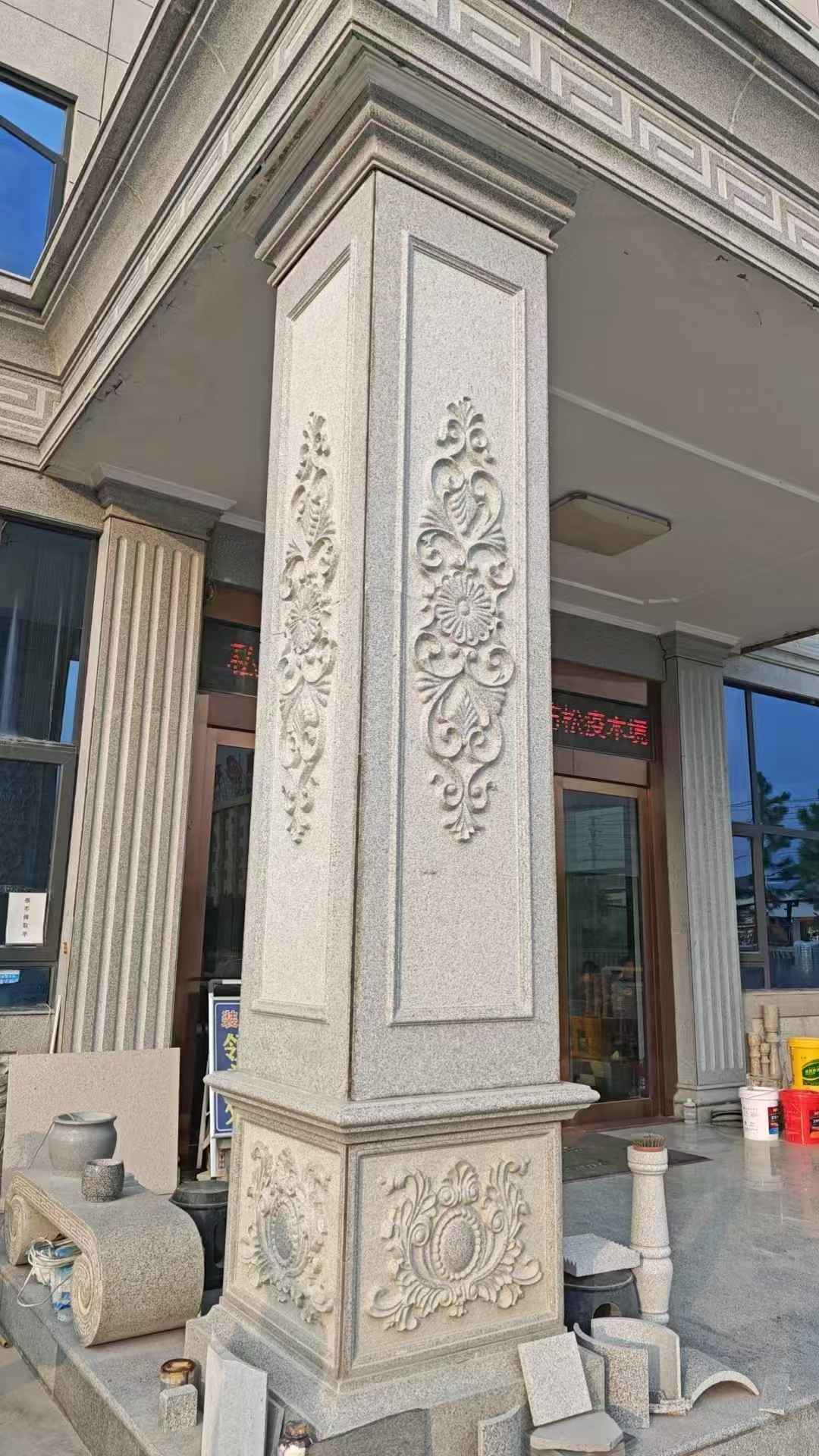 安顺芝麻白别墅雕刻柱子  黄金麻
