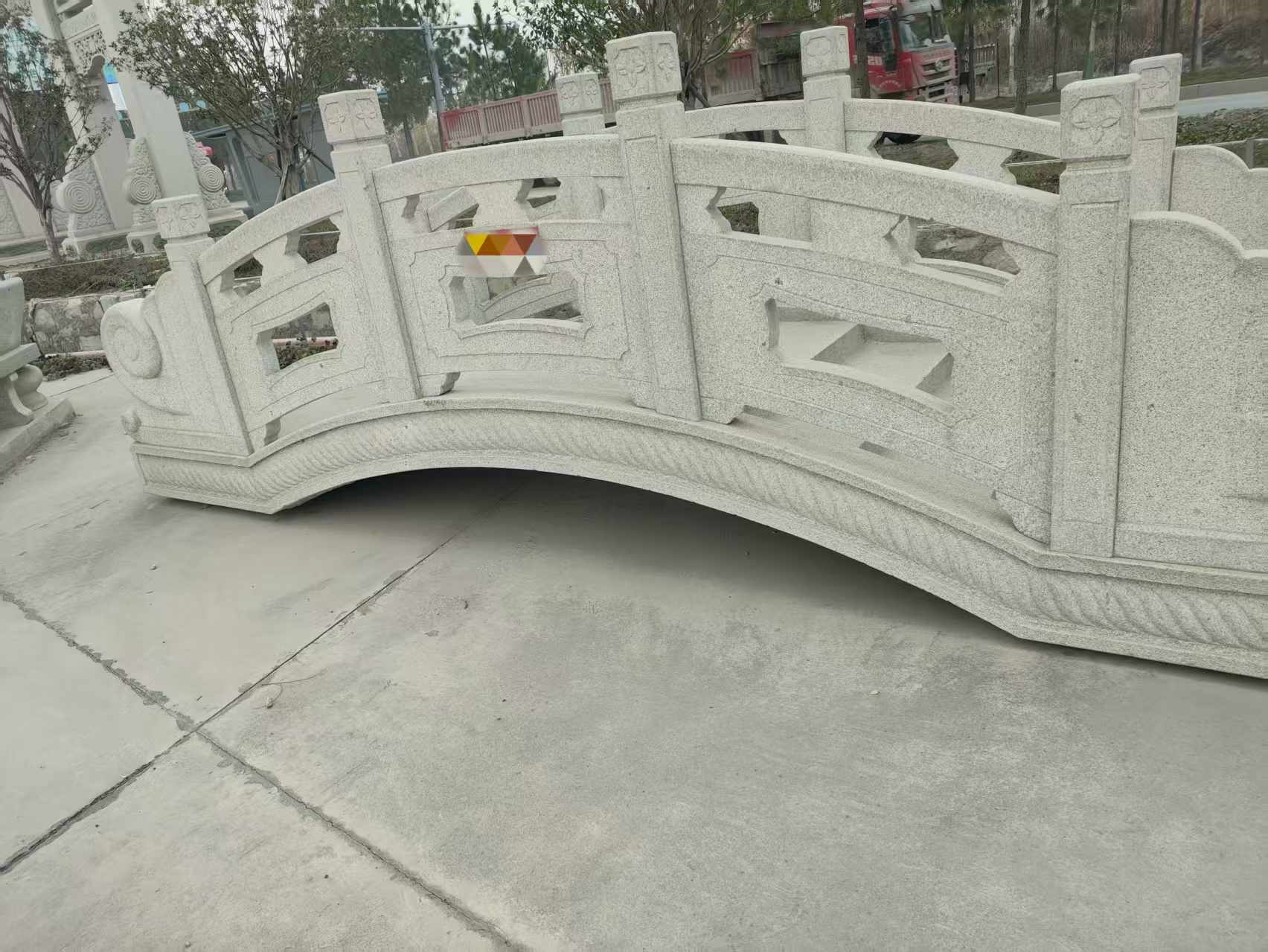 安顺芝麻白拱桥，石桥