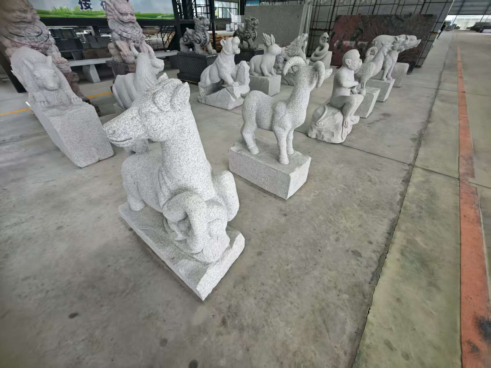 安顺芝麻白雕刻 十二生肖 异形雕刻