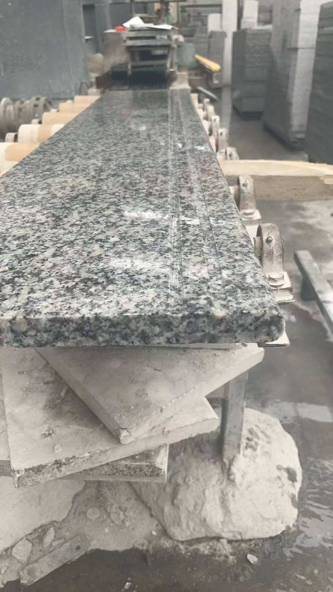 安顺芝麻白楼梯踏步 芙蓉白