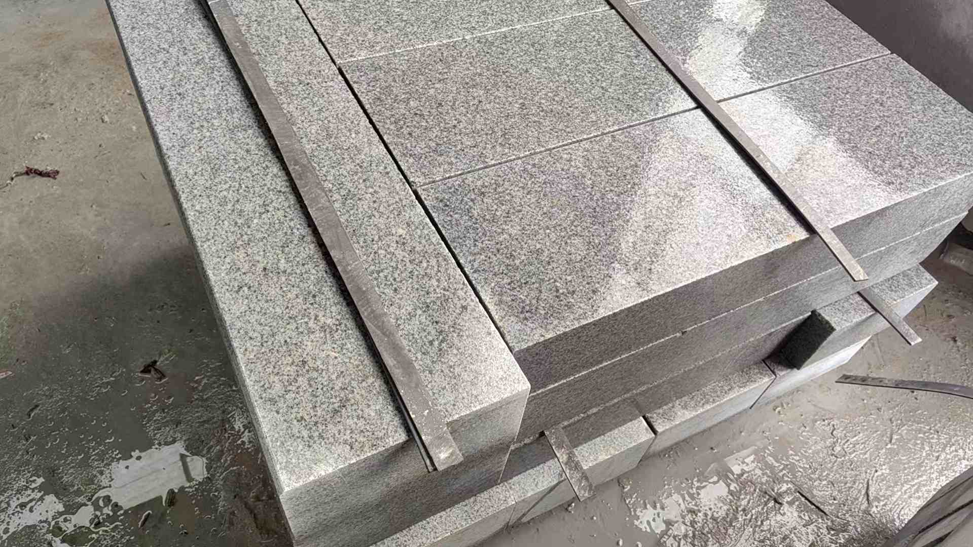 安顺芝麻灰 芝麻白 路牙石 路侧石 马路牙子